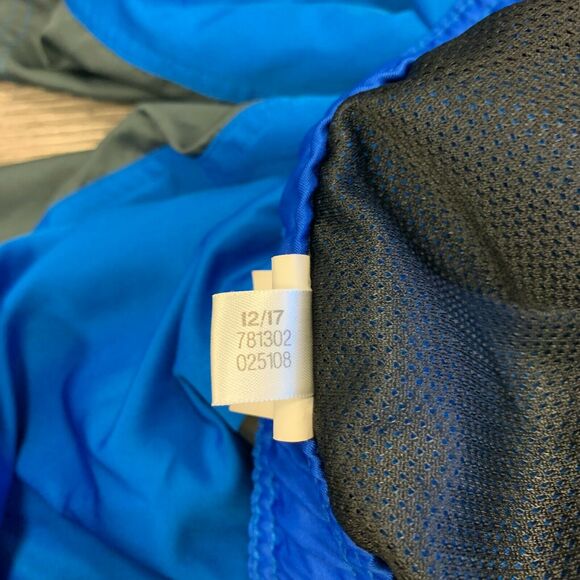 Reebok Board Shorts Men's Size XL Blue Mesh Lined Elastic Waist Drawstring Tie - Picture 8 of 10